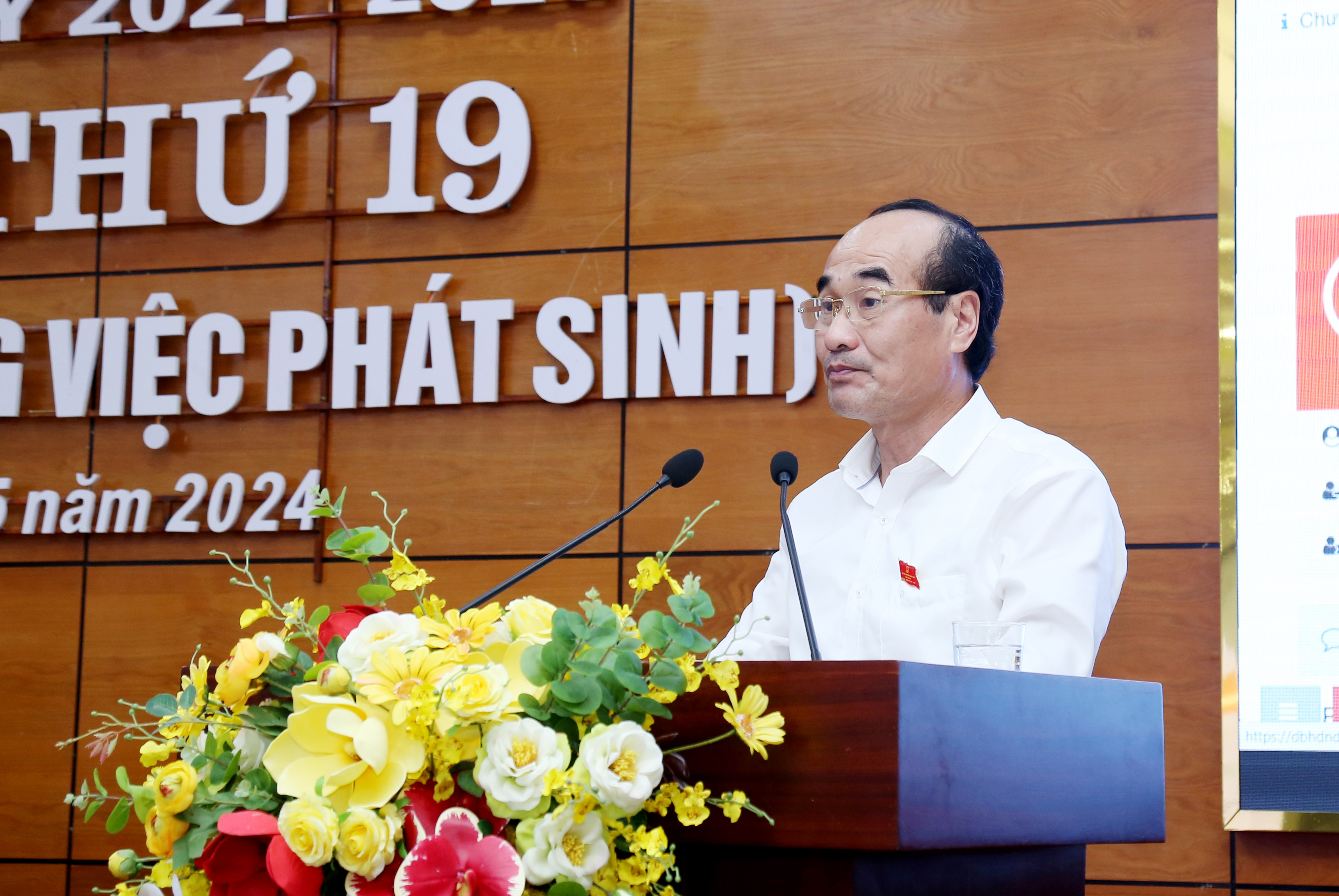 Đồng chí Vũ Xuân Cường, Phó Bí thư Thường trực Tỉnh ủy, Chủ tịch HĐND tỉnh phát biểu kết luận tại Kỳ họp. IMG_8769.JPG