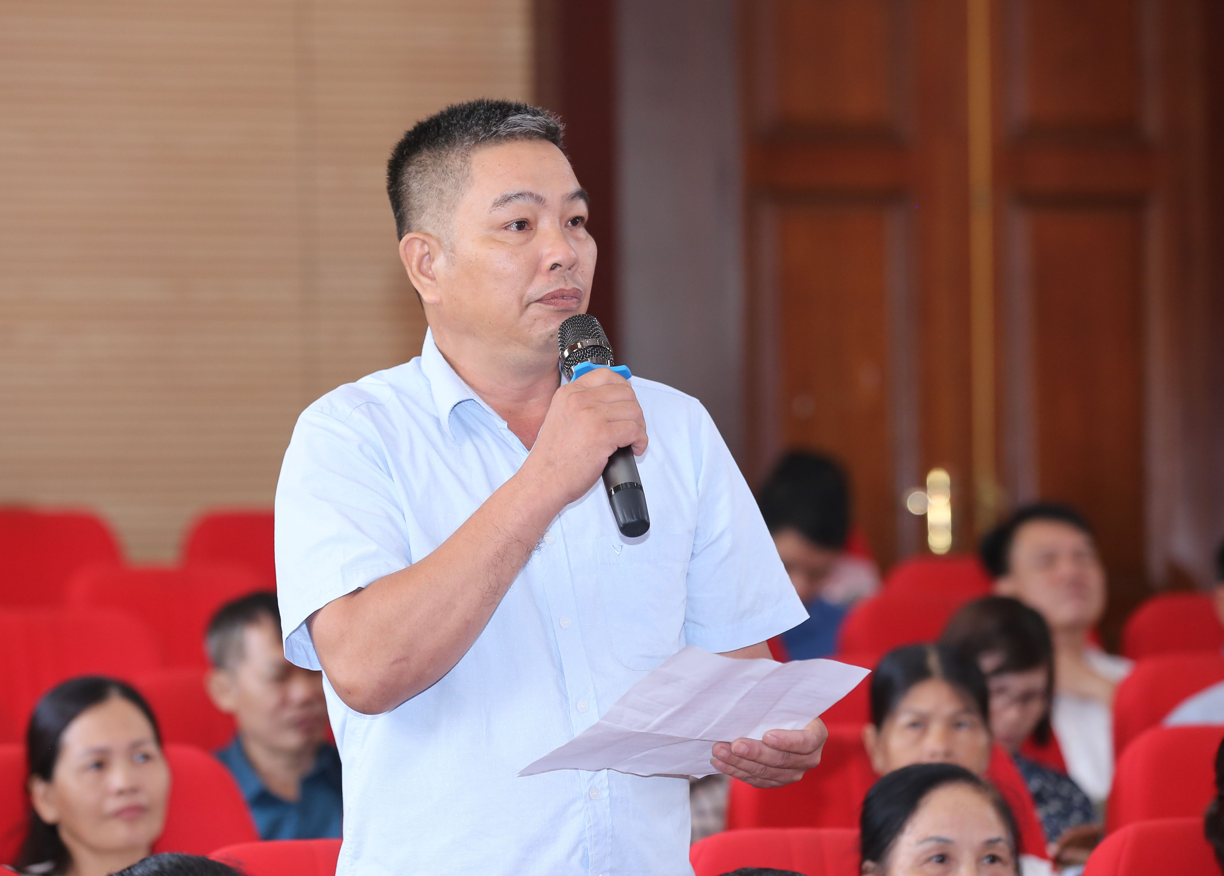 Cử tri kiến nghị về phát triển nông thôn. IMG_0723.JPG