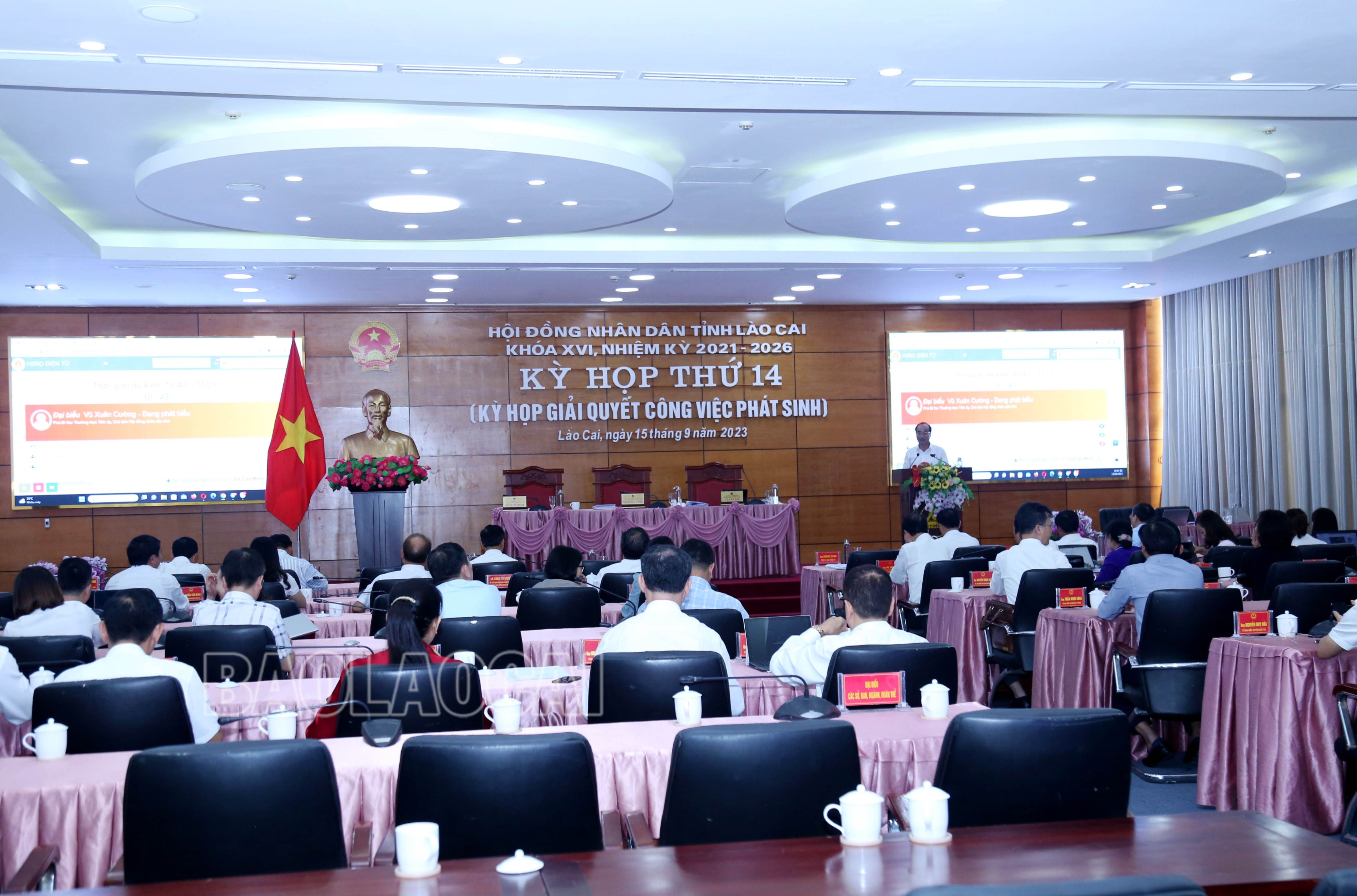 Quang cảnh bế mạc kỳ họp thứ 14. IMG_5646.JPG