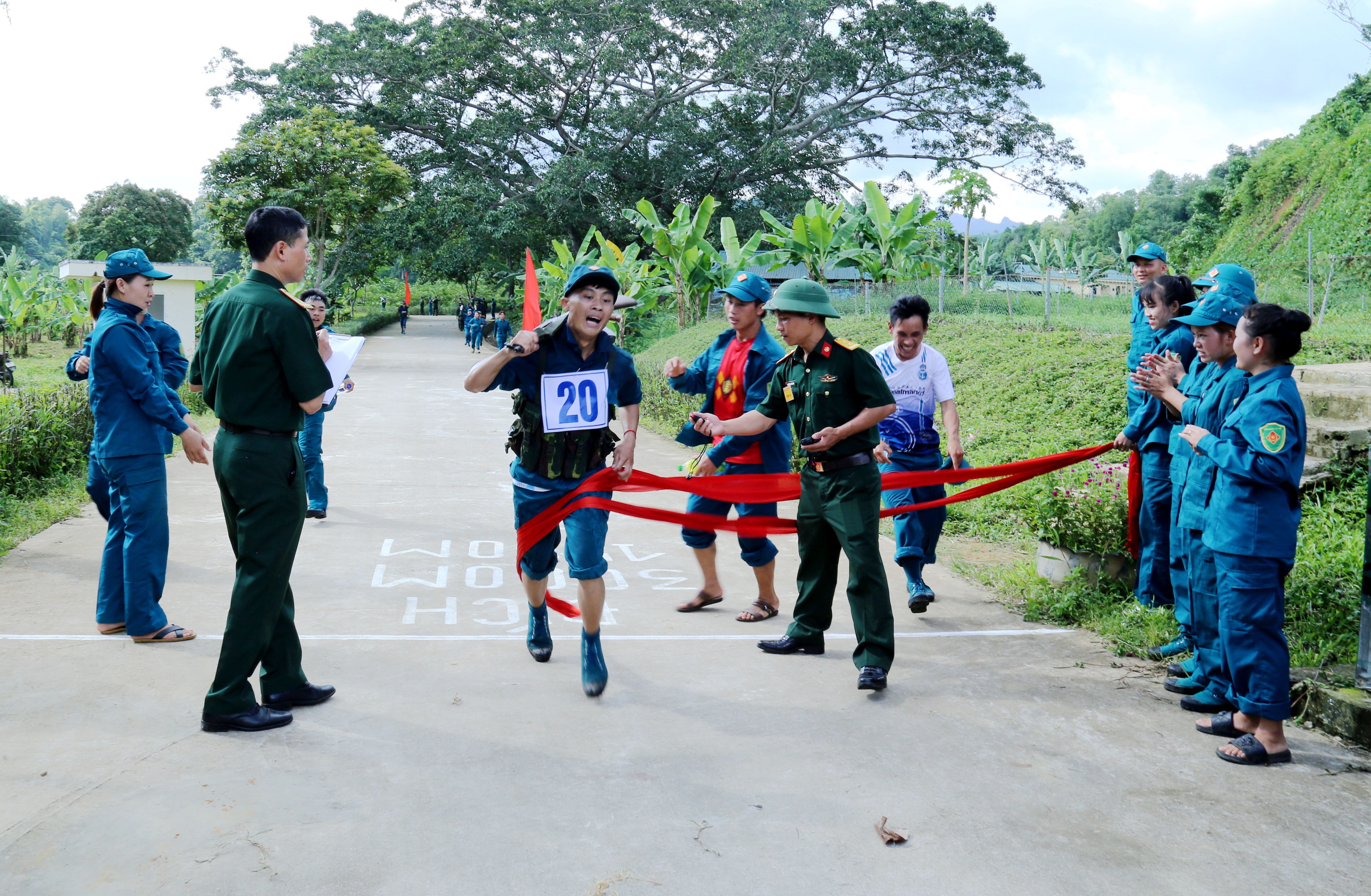 Hình ảnh ấn tượng tại Hội thao quốc phòng dân quân tự vệ năm 2024