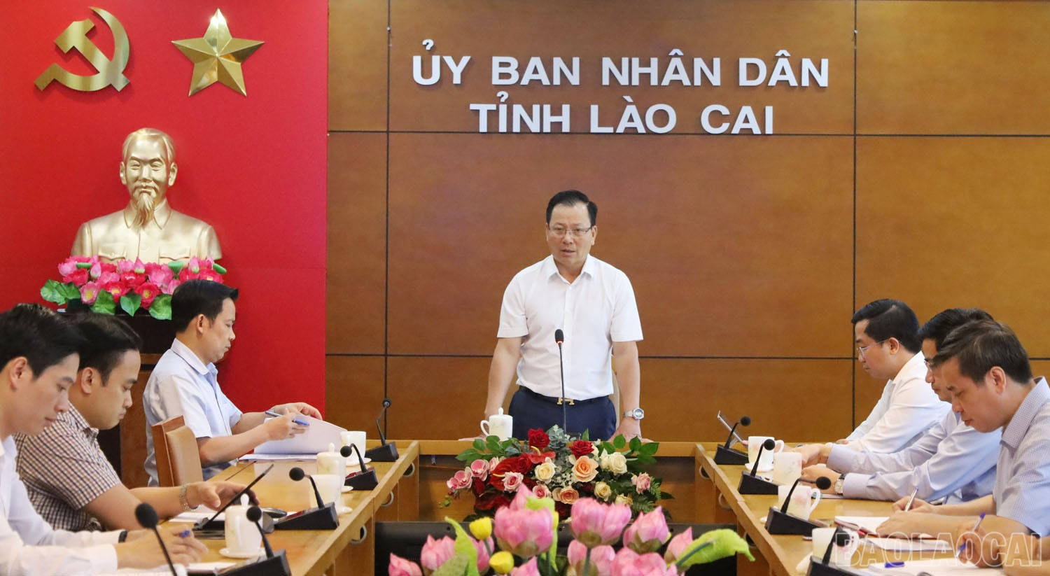 Đồng chí Hoàng Quốc Khánh, Phó Chủ tịch Thường trực UBND tỉnh, Chủ tịch Hội đồng thẩm định tỉnh kết luận hội nghị. baolaocai-br_2a.jpg