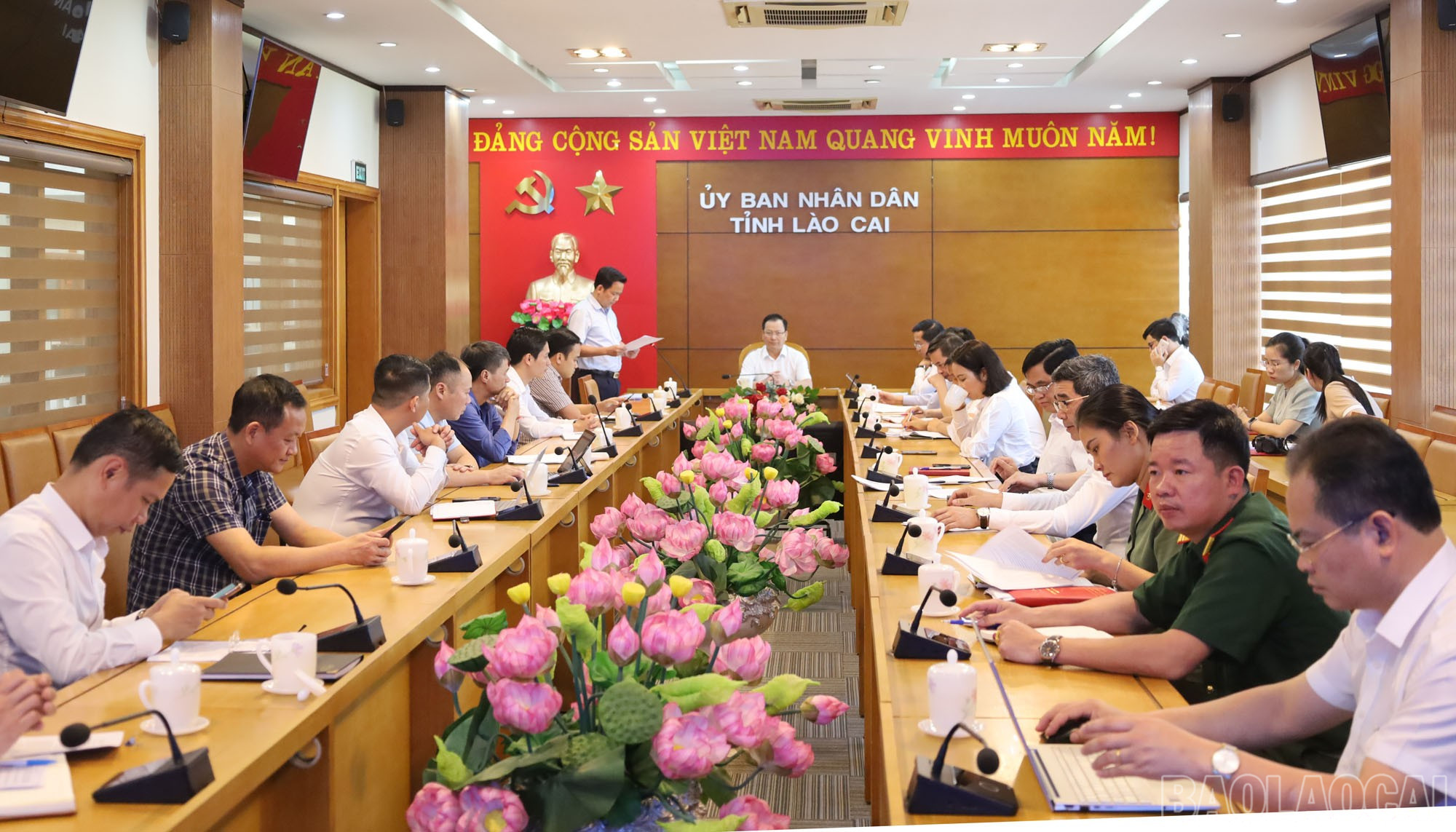 Quang cảnh hội nghị. baolaocai-br_3.jpg