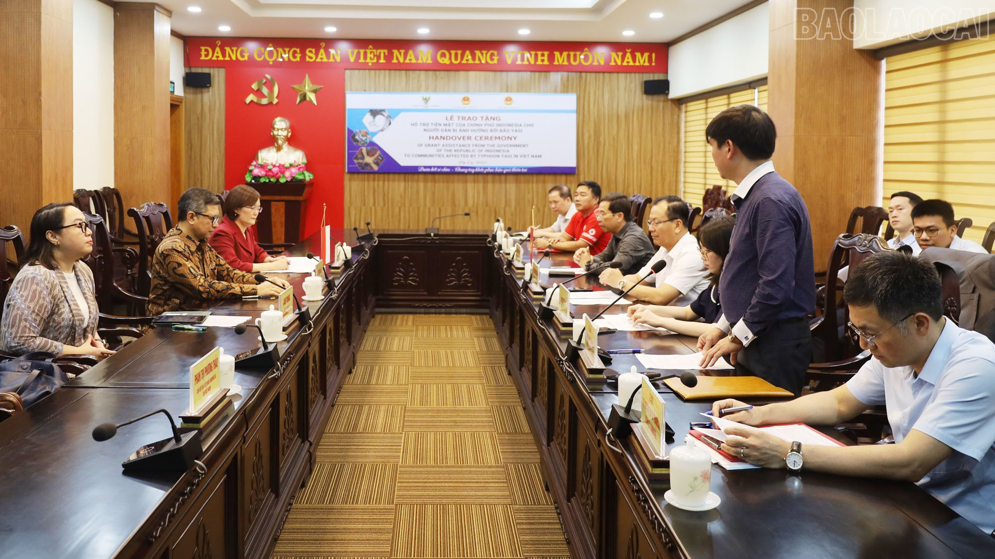 Quang cảnh buổi lễ. baolaocai-tr_img-2429.jpg