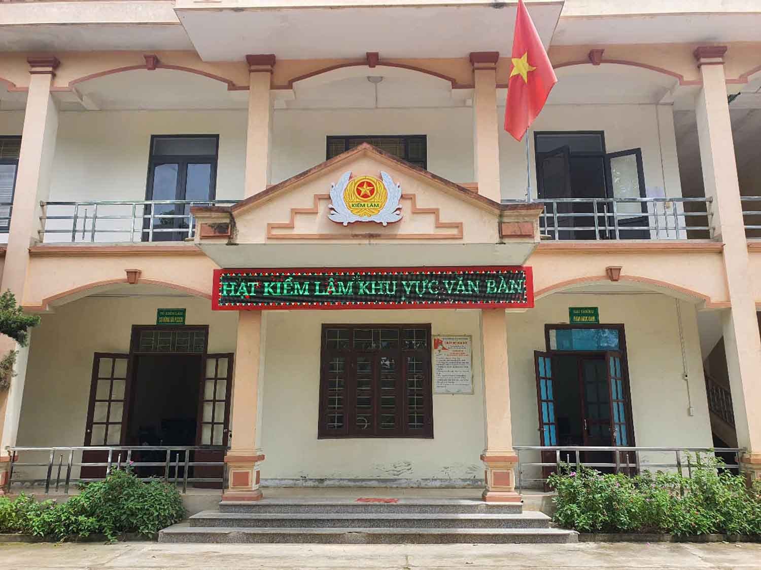 Hạt Kiểm lâm khu vực Văn Bàn có 5 trạm kiểm lâm, đây cũng là hạt khu vực quản lý diện tích rừng lớn của tỉnh Lào Cai. z6782884278191-b57e2b5bda8787b97735f2cd5767f515.jpg