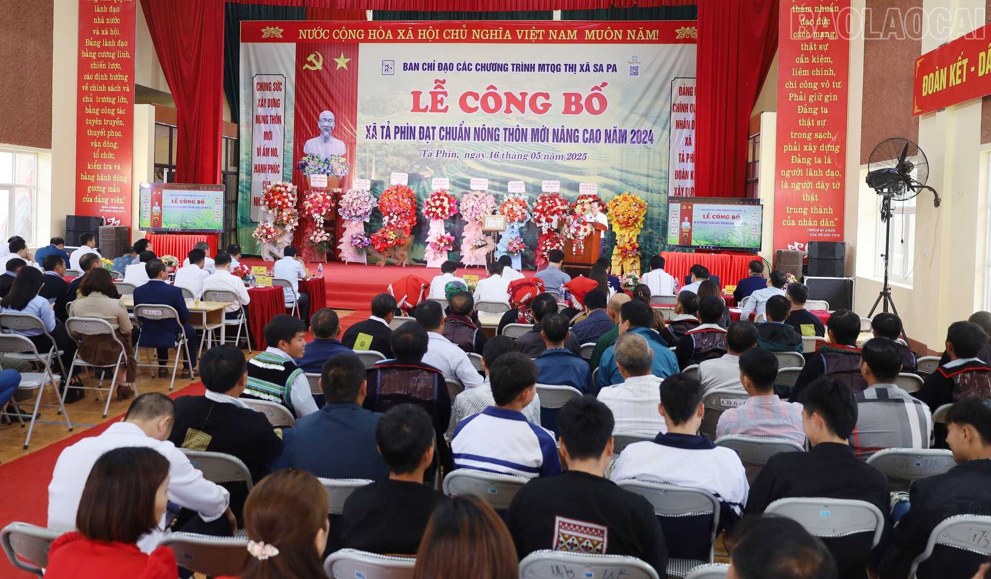 Quang cảnh buổi lễ. baolaocai-tr_a1.jpg