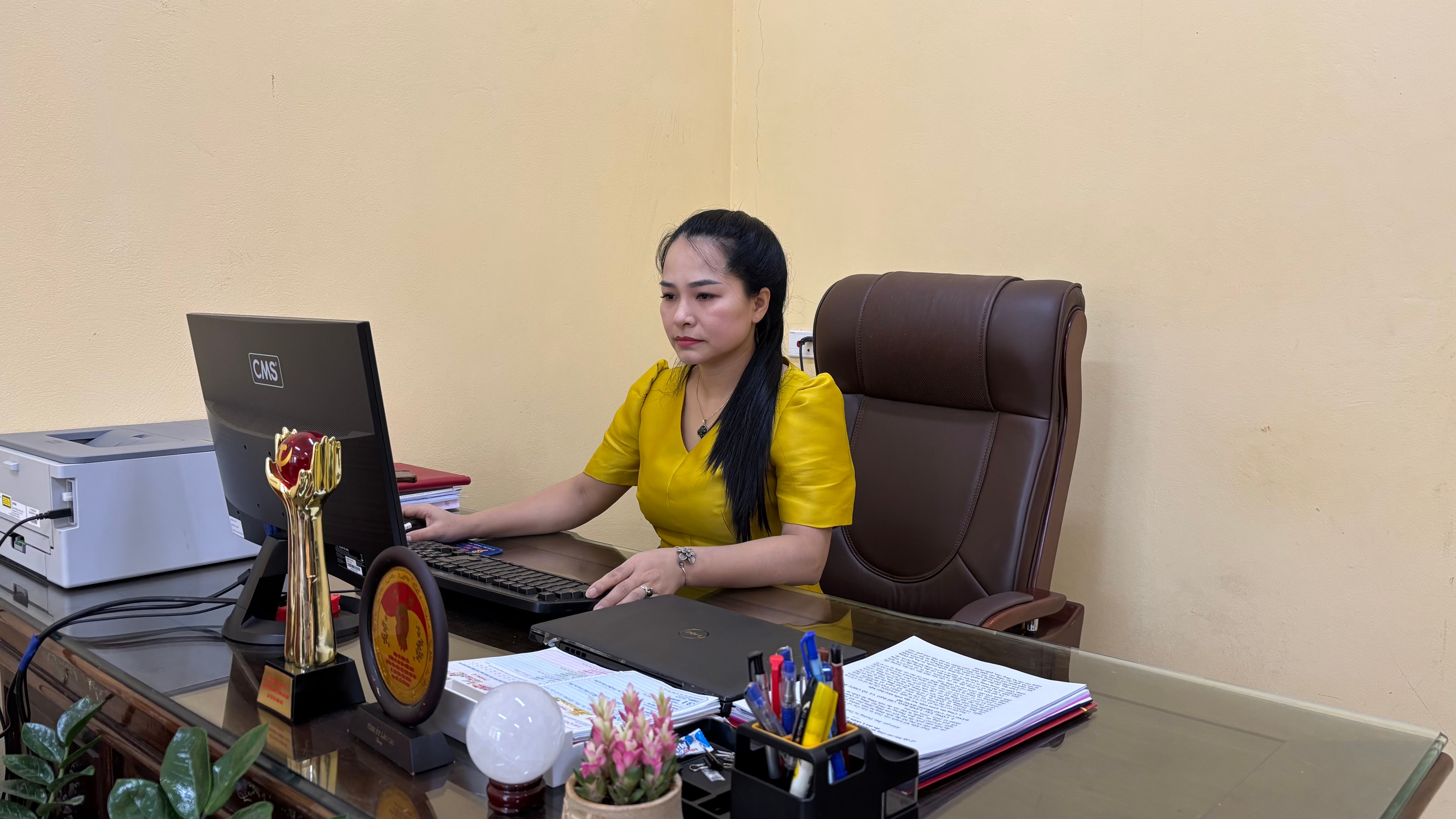 Khắc phục khó khăn chị Hiền hoàn thành tốt xuất sắc nhiệm vụ được giao img-0495.jpg