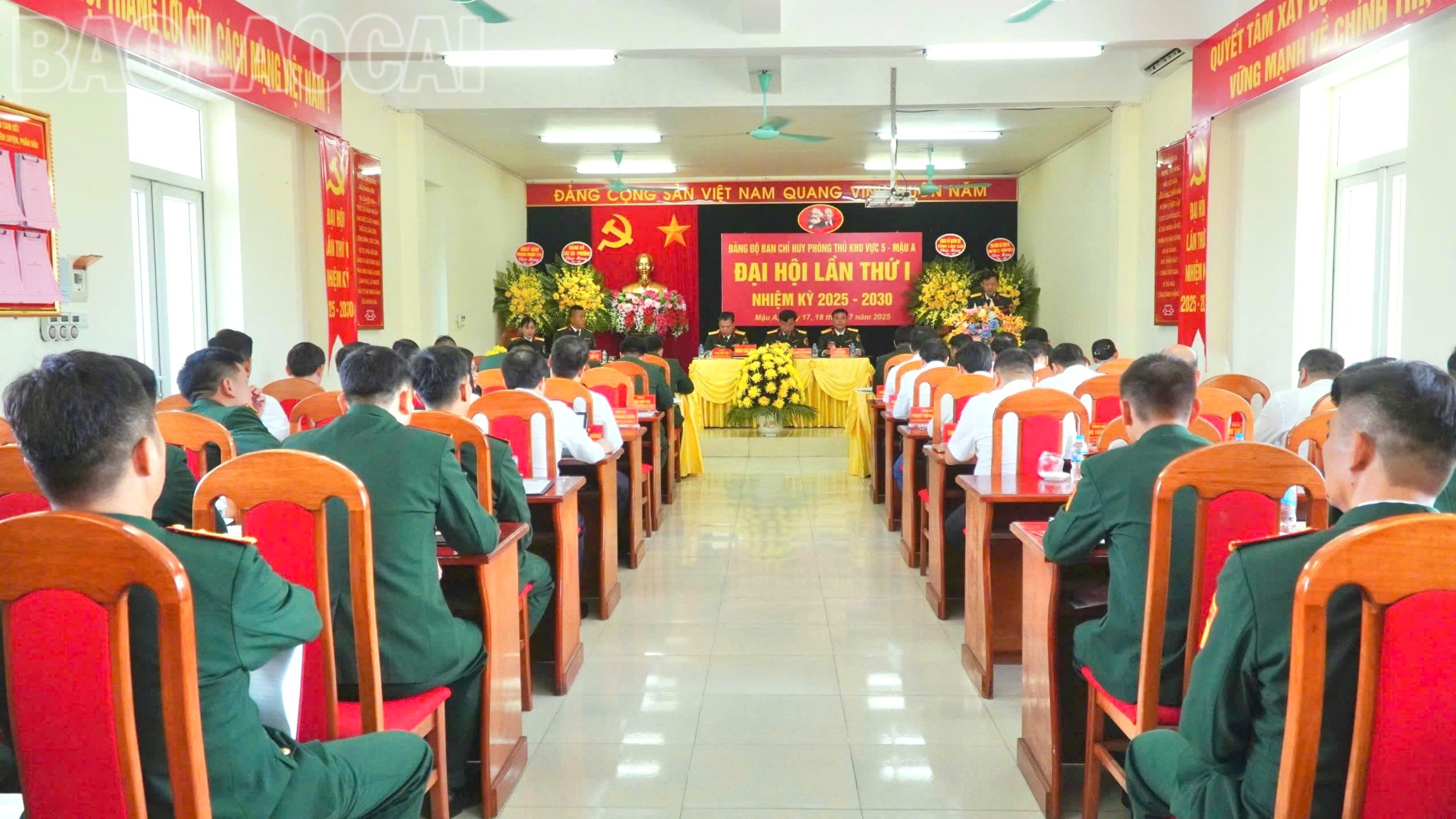 Toàn cảnh Đại hội toan-canh-7008.jpg