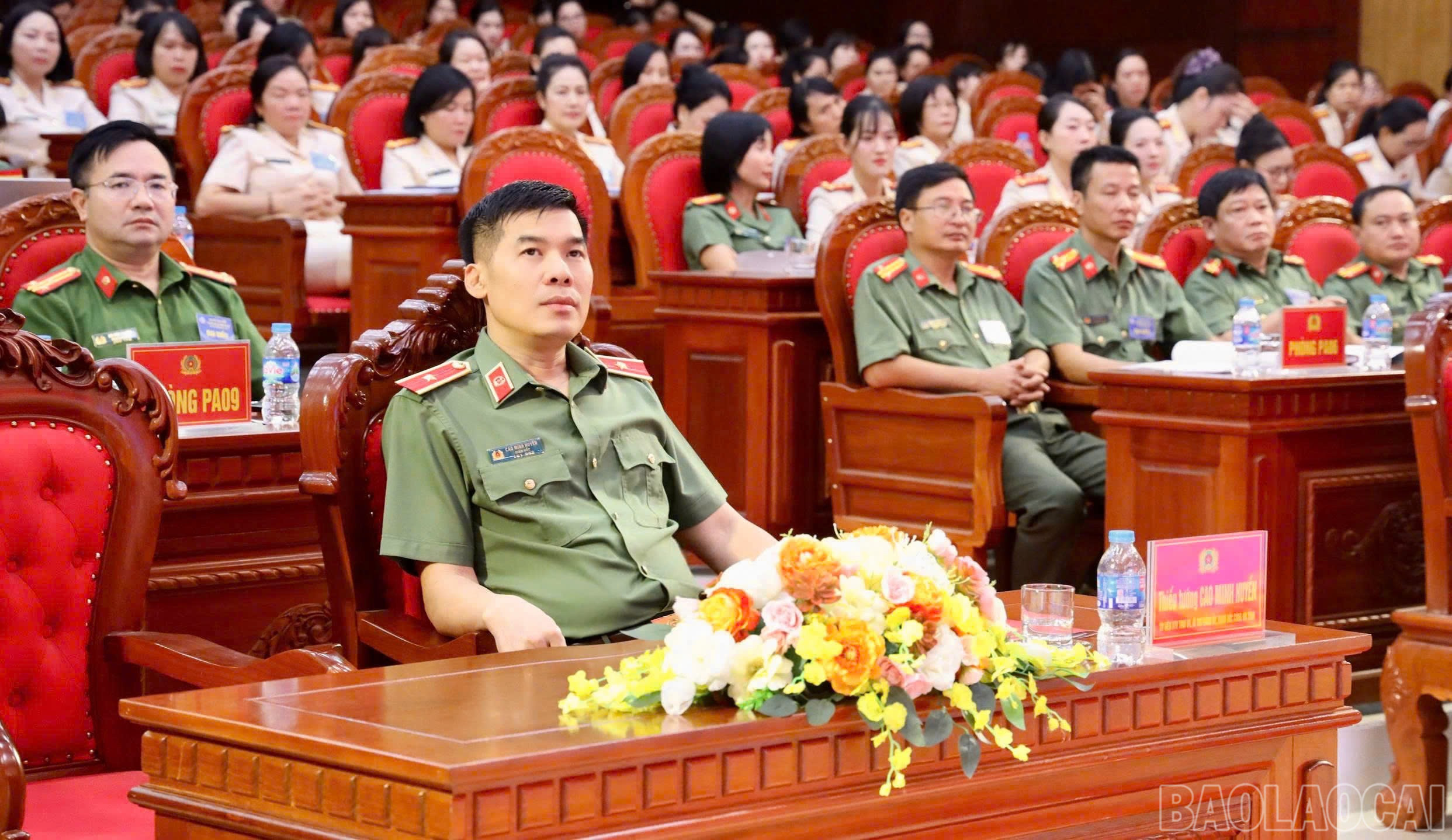 Đồng chí Thiếu tướng Cao Minh Huyền - Ủy viên Ban Thường vụ Tỉnh ủy, Giám đốc Công an tỉnh Lào Cai dự đại hội. baolaocai-br_cat8.jpg