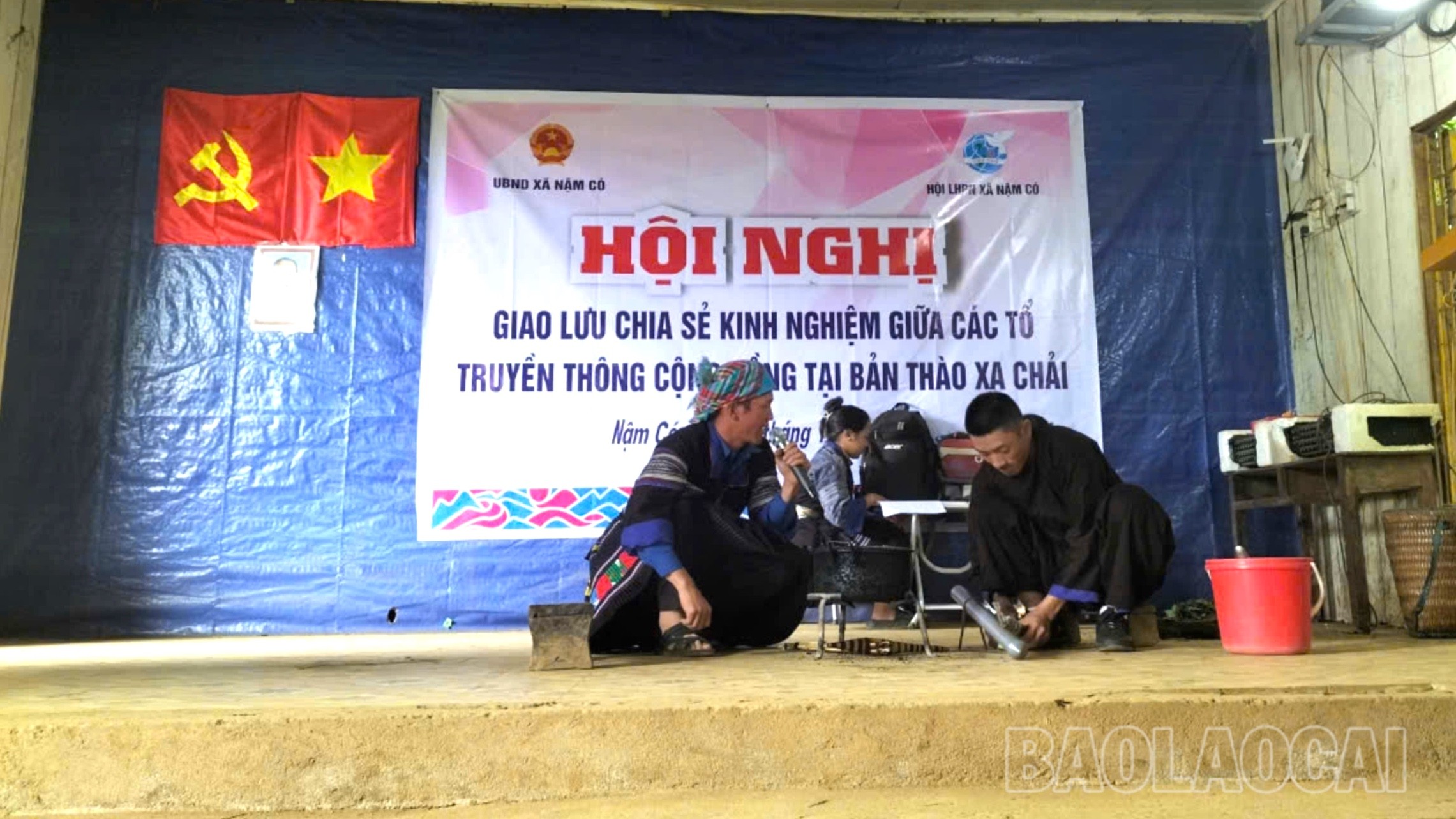 Hội Phụ nữ xã Nậm Có phối hợp tổ chức Hội nghị giao lưu, chia sẻ kinh nghiệm giữa các tổ truyền thông tại bản Thào Xa Chải. nc-3-6474.jpg
