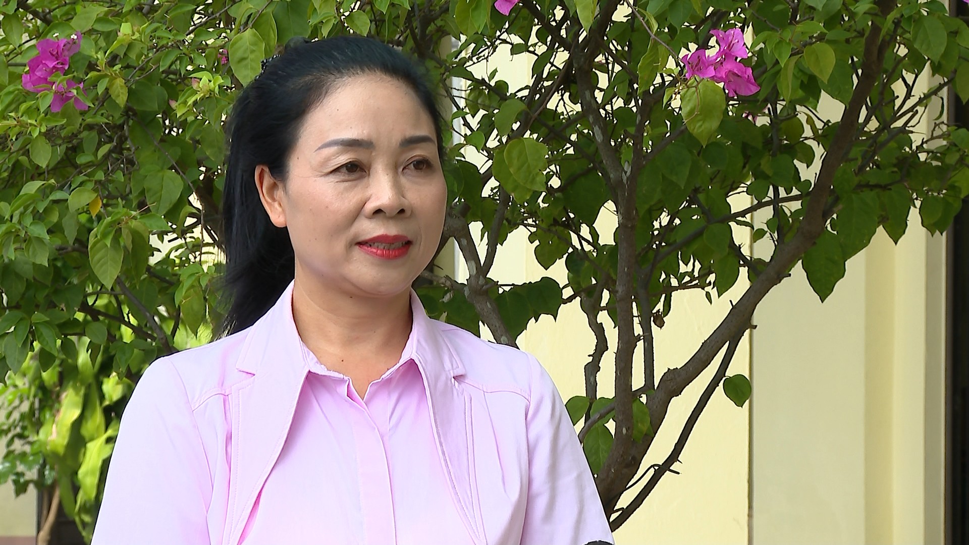 Biên đạo múa Nguyễn Thị Thanh Mai, phường Yên Bái. 485-3388mxf-snapshot-0004925.png