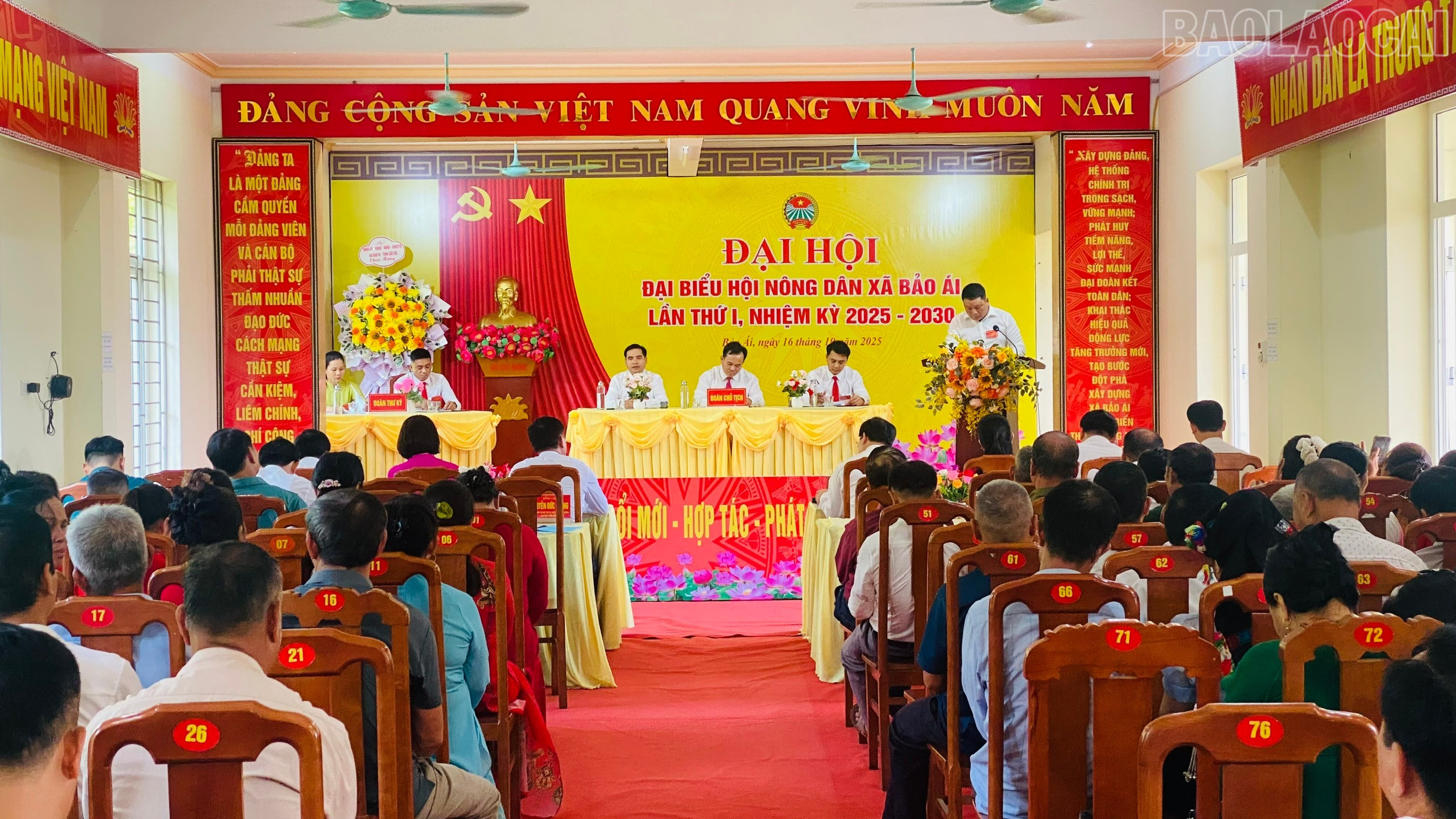 Quang cảnh Đại hội. baolaocai-tr_z7124570419649-440282fa915f94854a2d5a6a6e52216f.jpg
