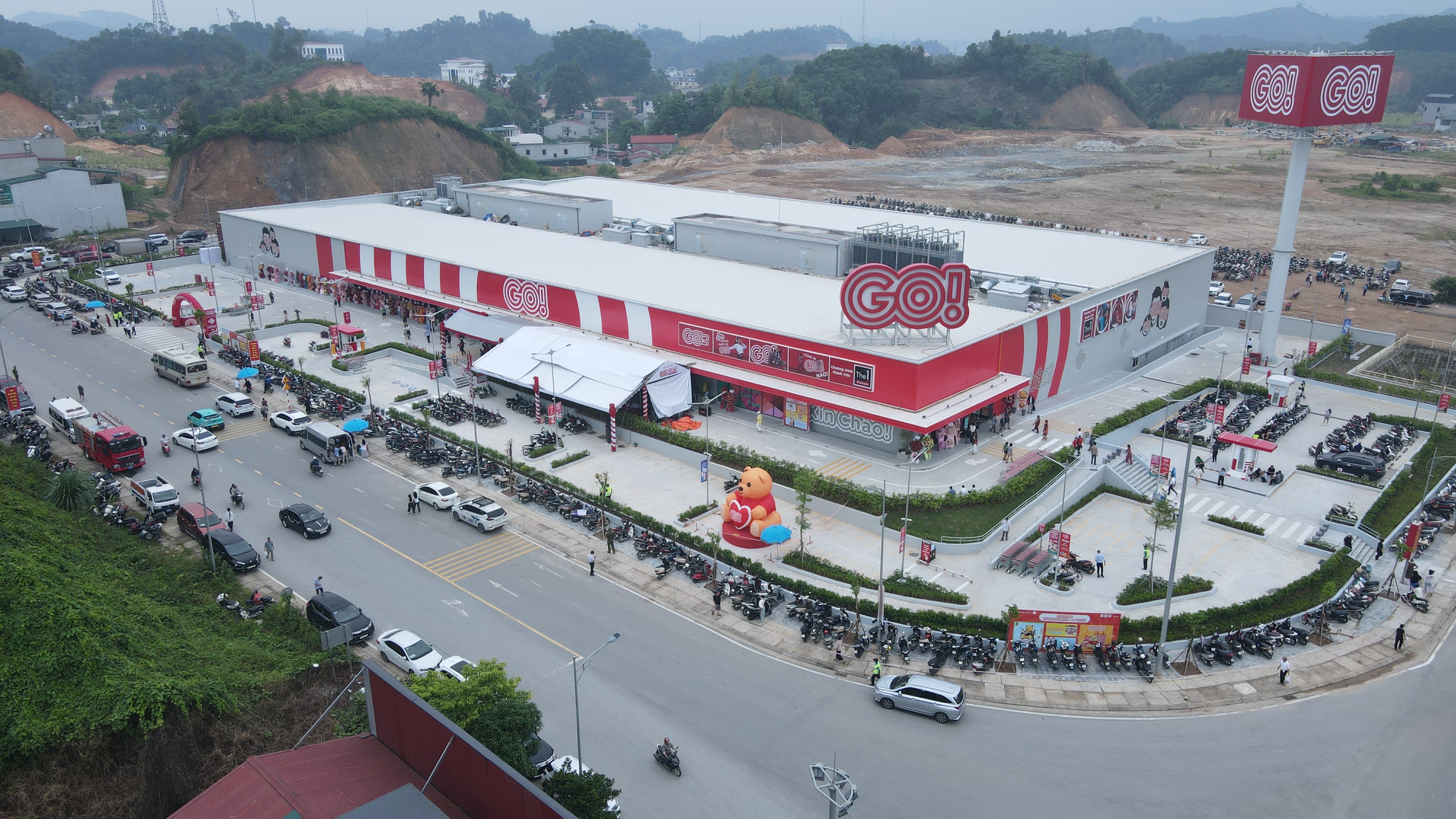 Toàn cảnh trung tâm thương mại GO! Yên Bái. dji-0029.jpg