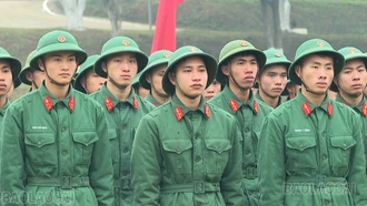 Trung đoàn 174, Sư 316, Quân khu 2 tiễn quân nhân hoàn thành nghĩa vụ quân sự