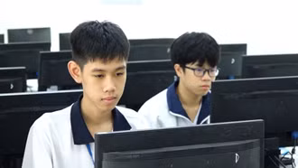 Võ Thanh Tùng - Niềm tự hào của học sinh chuyên Tin