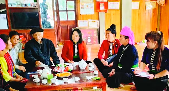 Người vùng cao tận dụng ruộng bậc thang làm du lịch ảnh 1
