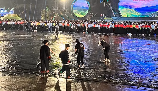 Tường thuật trực tiếp Lễ vinh danh “Xòe Thái - Tinh hoa miền di sản” ảnh 21