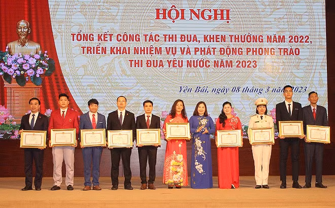 Yên Bái có 2 giám đốc hợp tác xã đạt danh hiệu “Nông dân Việt Nam xuất sắc" năm 2023 ảnh 1