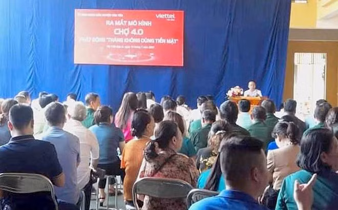 Văn Yên ra mắt mô hình “Chợ 4.0” và phát động phong trào “Tháng không dùng tiền mặt” ảnh 1