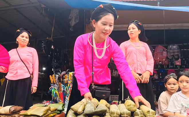 Chợ quê Mai Sơn - đặc sắc không gian văn hóa Tày ảnh 1