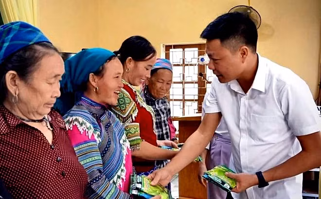 5 năm thực hiện Đề án 11 của Tỉnh ủy Yên Bái - Bài cuối: Bố trí, sử dụng cán bộ theo hướng thực chất, hiệu quả ảnh 1