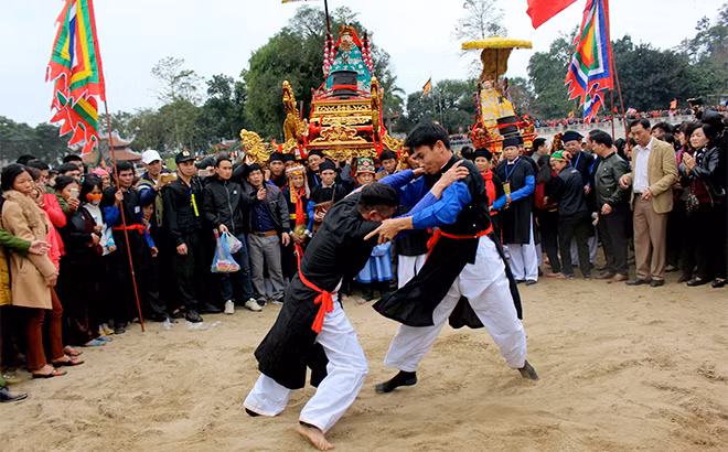 “Lễ hội Đền Đông Cuông, huyện Văn Yên, tỉnh Yên Bái” được công nhận là Di sản văn hóa phi vật thể quốc gia ảnh 2