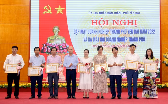 Thành phố Yên Bái gặp mặt doanh nghiệp năm 2022 ảnh 2