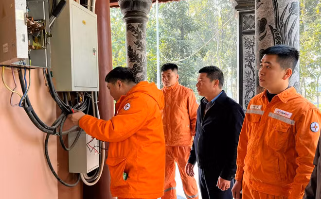 [Ảnh] Văn Yên tích cực chuẩn bị cho Lễ công bố Quyết định chứng nhận Di sản Văn hoá phi vật thể Quốc gia “Lễ hội Đền Đông Cuông” và khai hội Đền năm 2023 ảnh 10