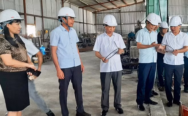 Yên Bái chuyển mạnh từ học sang làm theo Bác ảnh 1