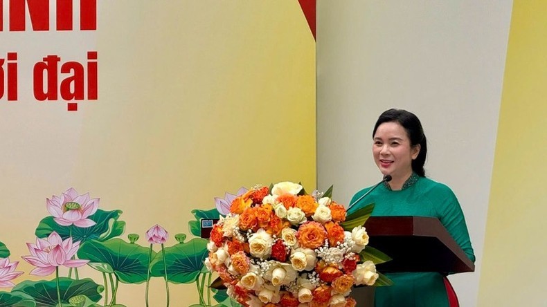 Giám đốc Khu Di tích Chủ tịch Hồ Chí Minh tại Phủ Chủ tịch Lê Thị Phượng phát biểu. Giám đốc Khu Di tích Chủ tịch Hồ Chí Minh tại Phủ Chủ tịch Lê Thị Phượng phát biểu.