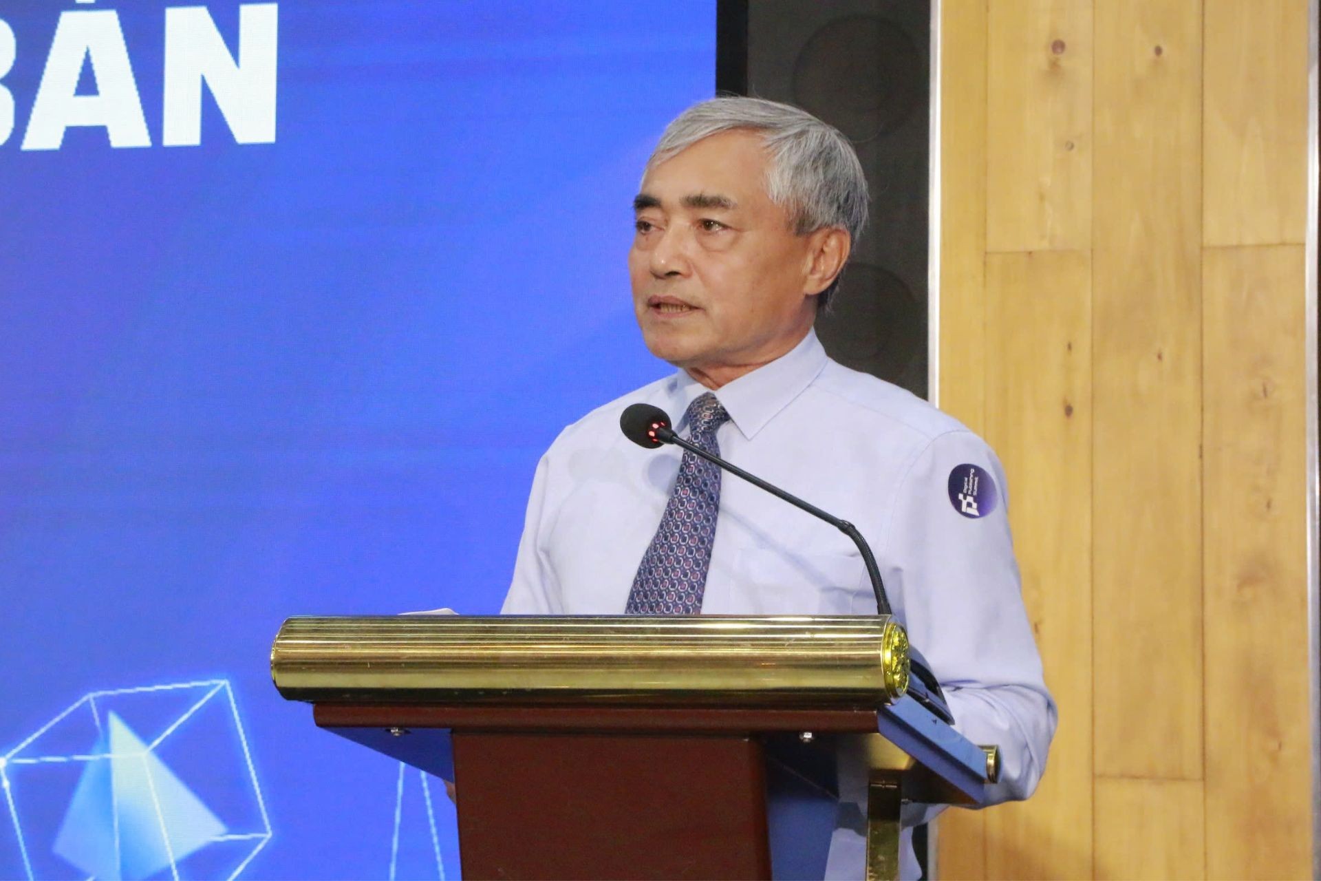 Tiến sĩ Nguyễn Minh Hồng, Chủ tịch Hội Truyền thông số Việt Nam. 1.jpg