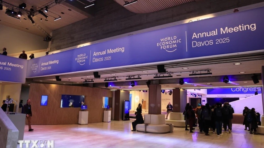 Quang cảnh khu vực trung tâm chính của hội nghị WEF Davos 2025. 2.jpg