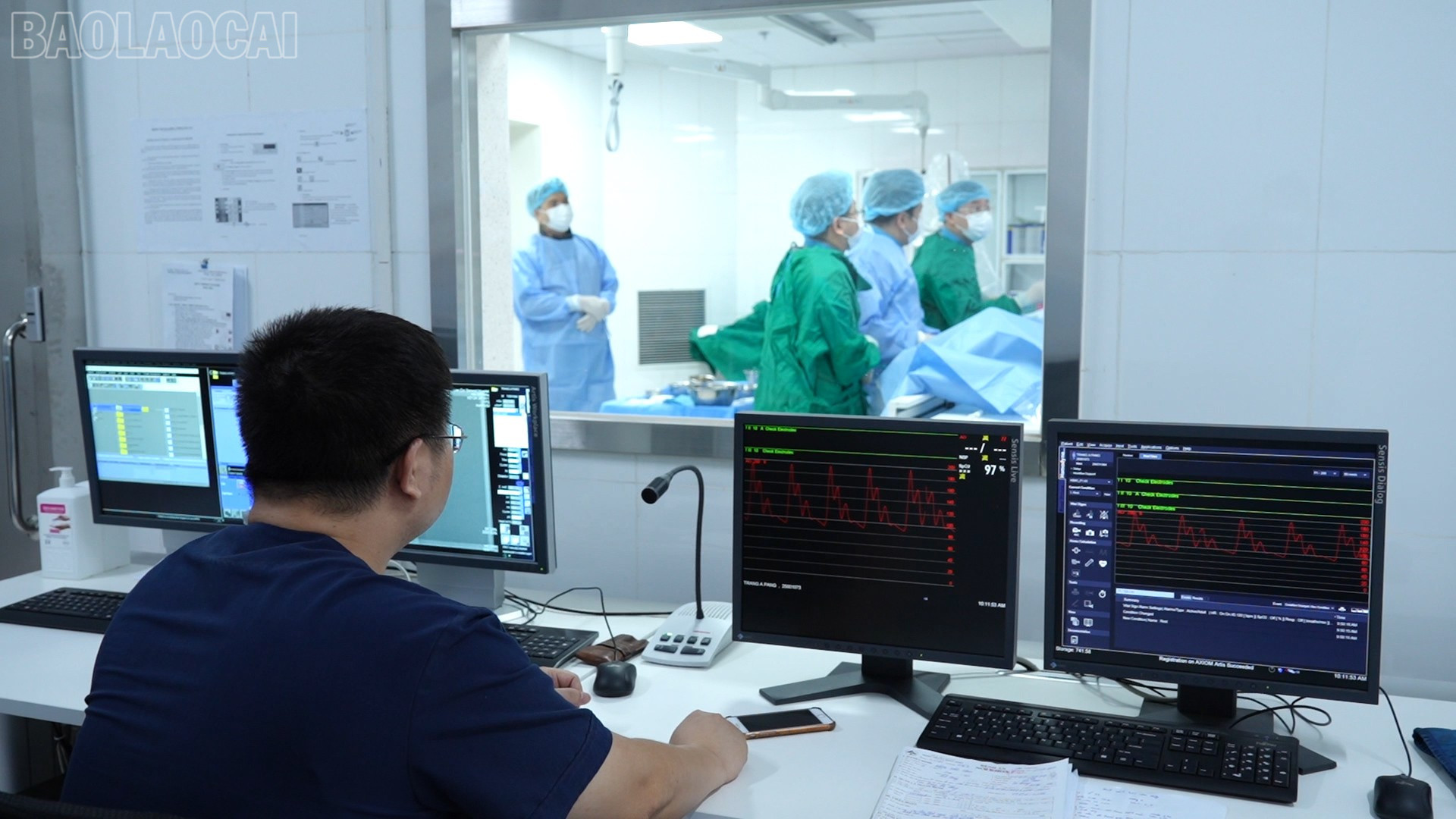 Thực hiện kỹ thuật chụp và can thiệp mạch vành qua da cho 7 bệnh nhân mắc hội chứng mạch vành mạn. baolaocai-tl_yen-bai-riverside00-59-23-28still102.jpg