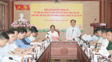 Các đồng chí lãnh đạo tỉnh làm việc với một số địa phương về công tác sắp xếp đơn vị hành chính cấp xã