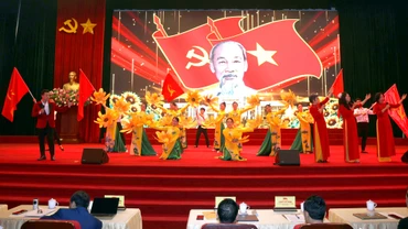 Phường Cam Đường gặp mặt kỷ niệm 96 năm Ngày thành lập Đảng