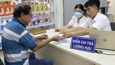 Bộ Nội vụ đề xuất 2 phương án tăng lương hưu từ ngày 1/7