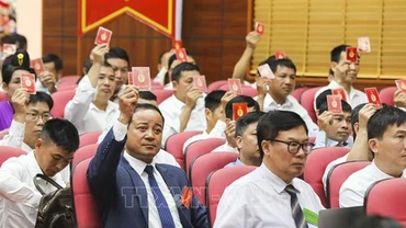 Ban Bí thư yêu cầu đổi Thẻ đảng viên trong toàn Đảng