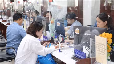 Bộ Chính trị thống nhất tăng lương mức cơ sở lên 2,53 triệu đồng từ ngày 1/7/2026