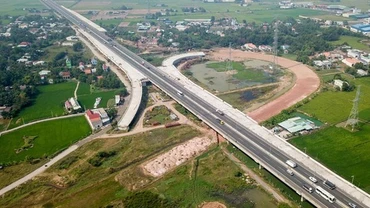 Kiên quyết không đội vốn, không kéo dài thời gian thực hiện các công trình, dự án quan trọng quốc gia