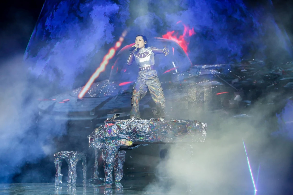 Tuimi&nbsp;chứng tỏ quyền lực của mình bằng ca khúc "Thanos" .