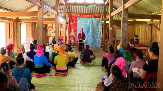 Những nữ bí thư chi bộ tiêu biểu