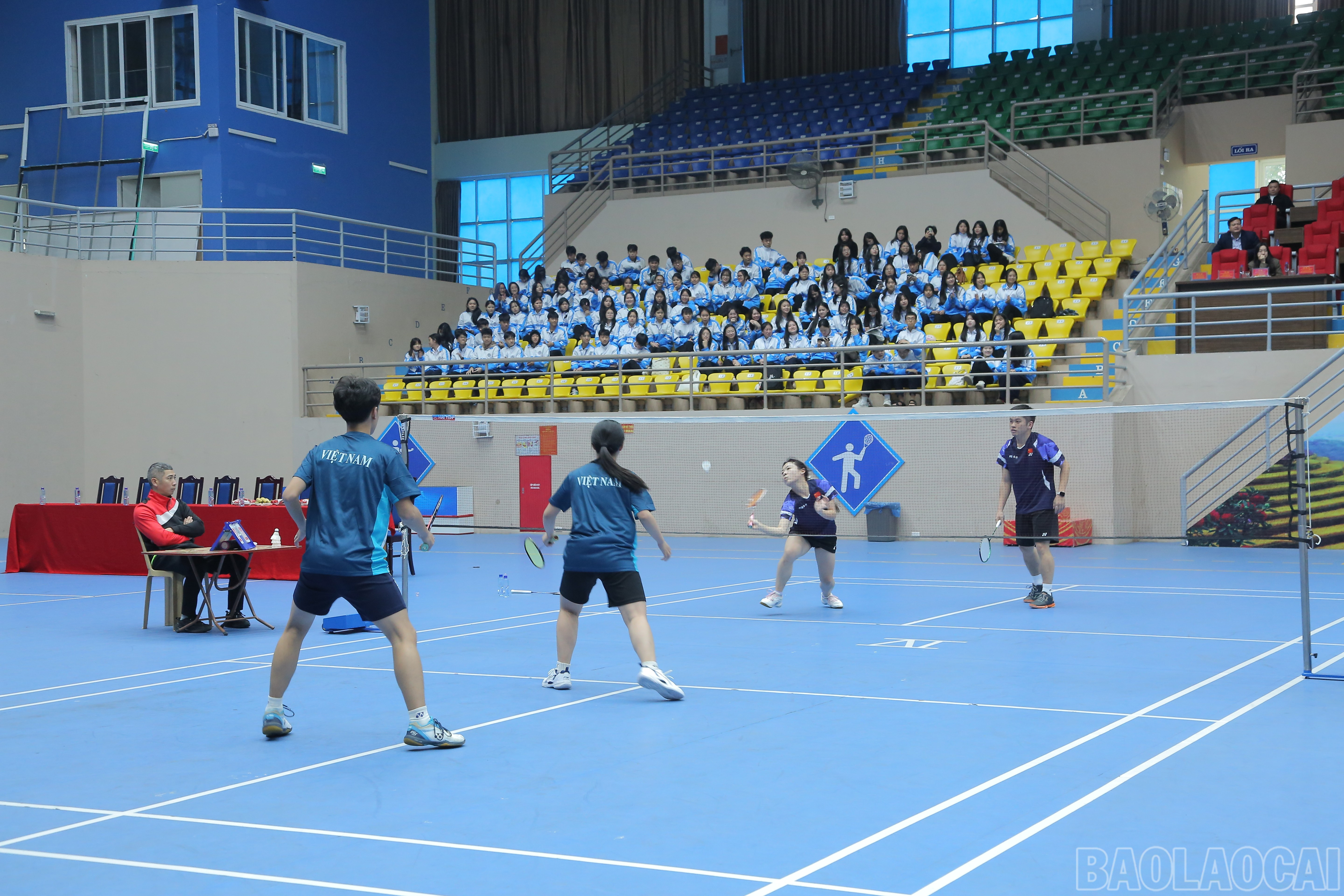 Các đội tham gia giao lưu.