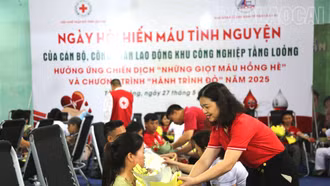 Tiếp nhận gần 400 đơn vị máu tại Ngày hội hiến máu tình nguyện Khu Công nghiệp Tằng Loỏng