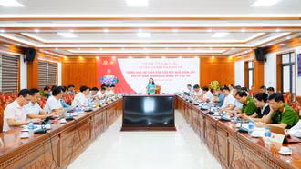Đoàn giám sát số 02 của Tỉnh ủy làm việc với đảng ủy 4 xã Mậu A, Xuân Ái, Phong Dụ Hạ, Đông Cuông 