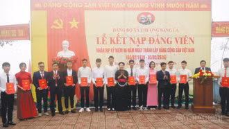 Đảng bộ xã Thượng Bằng La kết nạp 26 đảng viên mới