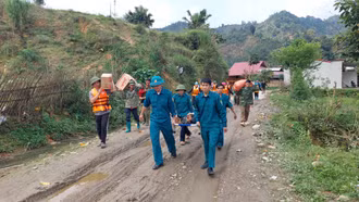 Sôi nổi hoạt động diễn tập phòng chống thiên tai cấp thôn