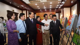 Triển lãm ảnh bìa báo Đảng các tỉnh, thành phố phía Bắc 