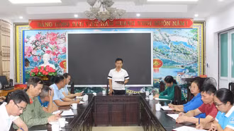 Nhanh chóng khắc phục tình trạng, cô lập các thôn trên địa bàn huyện