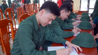 Những lá đơn tình nguyện nhập ngũ