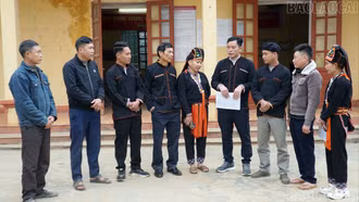 Xây dựng “Chi bộ 4 tốt” ở Khe Hóp