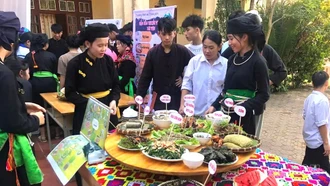 Trên 500 học sinh Trường THPT số 3 Bảo Yên tham gia “Ngày hội Văn hóa các dân tộc địa phương”